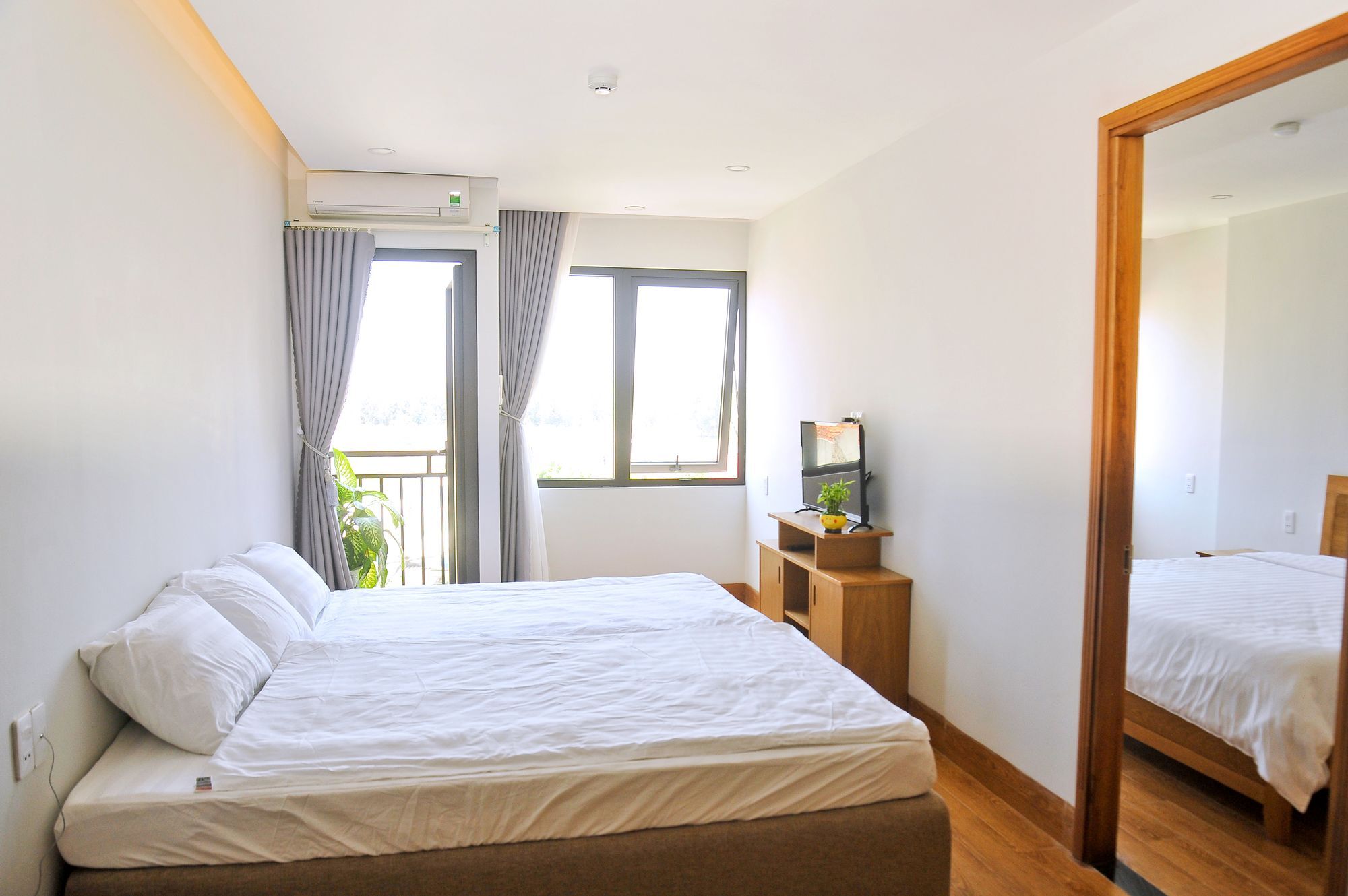 Flower Apartment Дананг Екстер'єр фото
